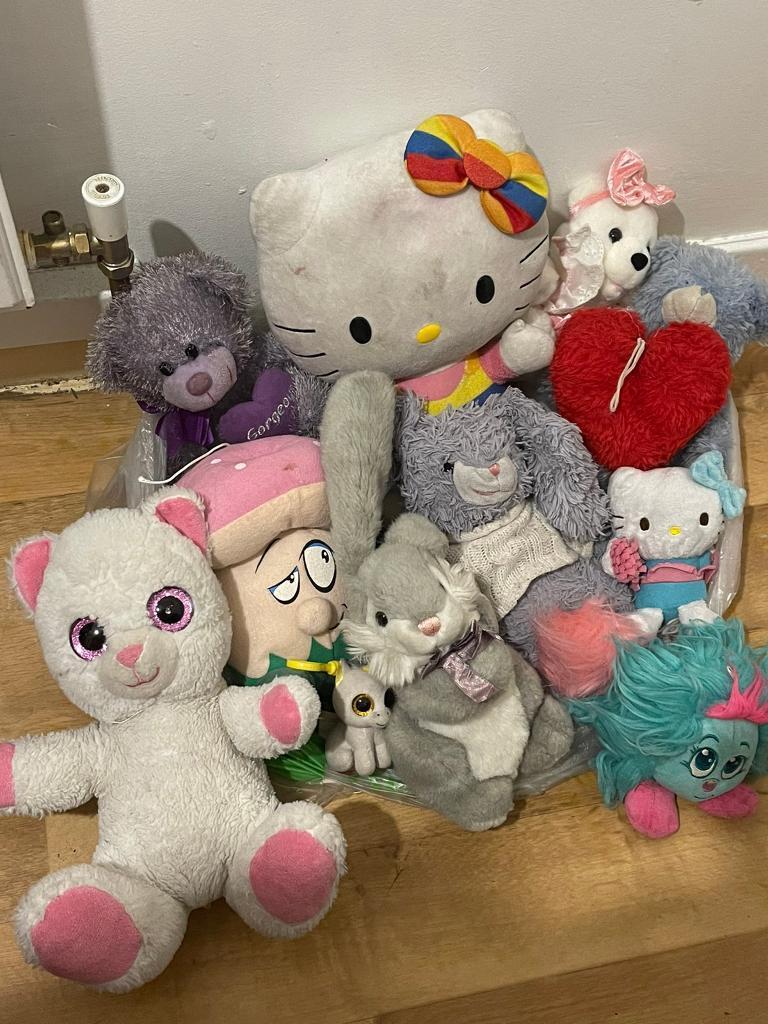 image for Soft toys bundle £4