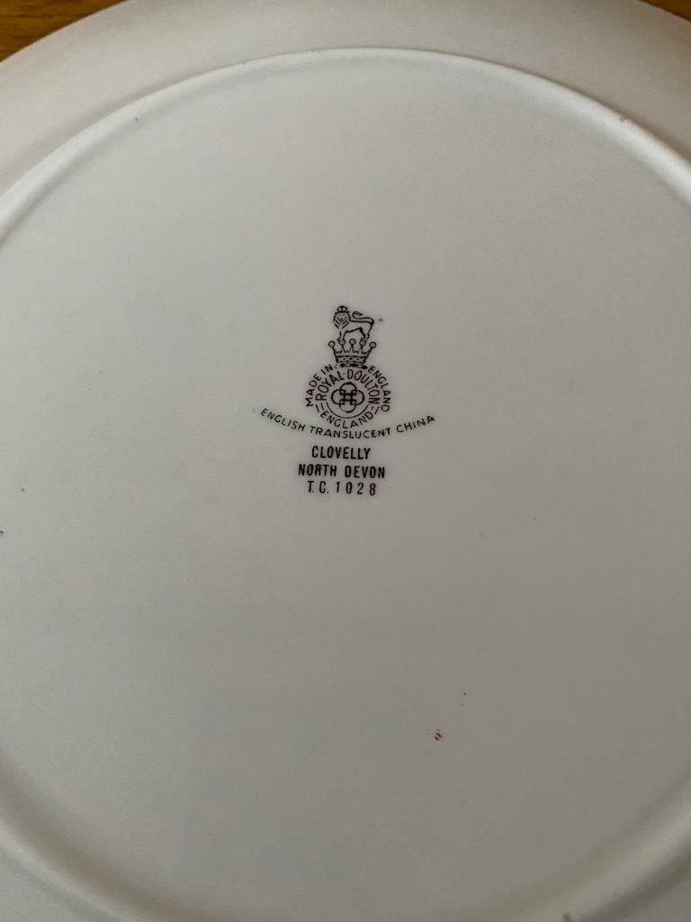 Royal Doulton Clovelly North Devon T.c.1028 Plate