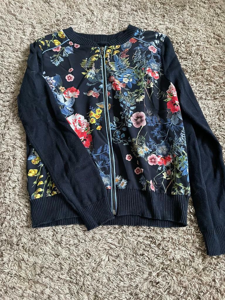 image for Marks & Spencer M&S Per Una Women’s Navy Floral Cropped Long Sleeve Zip Jacket 6