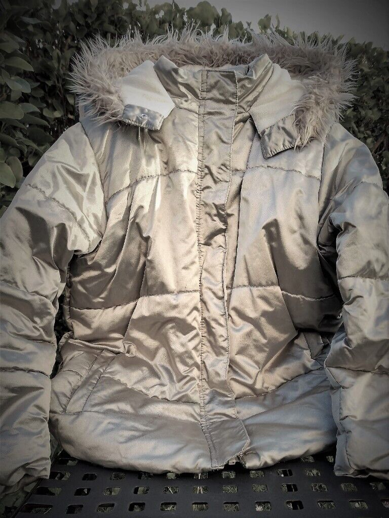 NEXT Luxurious Padded Jacket Age 9-10, Silver (reflective). AS NEW