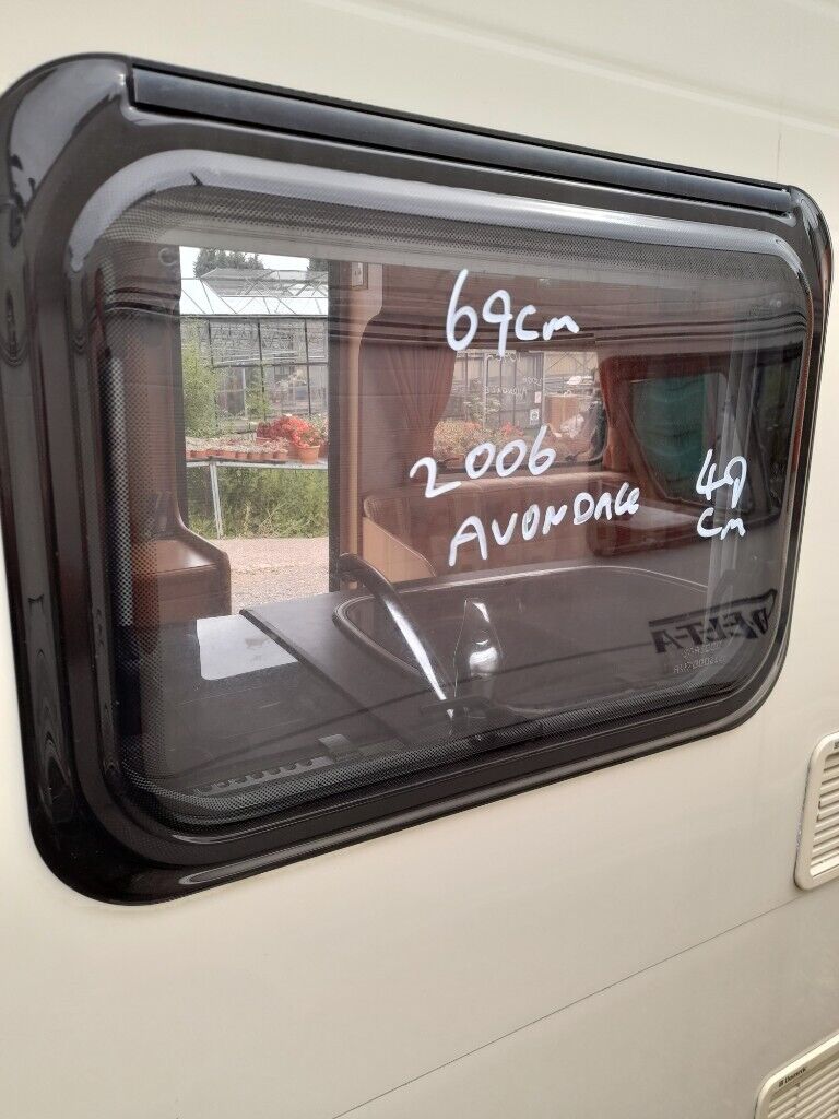 2006 Avondale Caravan kitchen window 