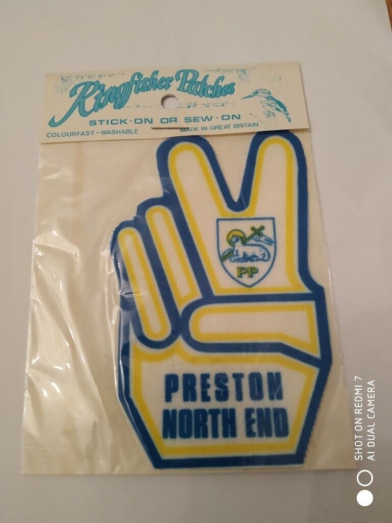 MANCHESTER CITY MOTIF SEW ON  OR GLUE ON BADGE PATCH APPLIQUE