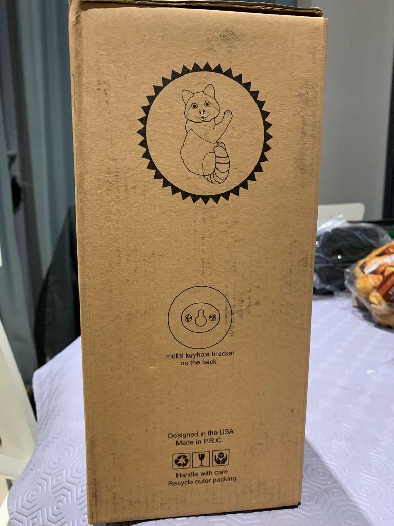 Raccoon Resin Tree Hugger Hanging Peeker Garden Ornament Branch Animal 