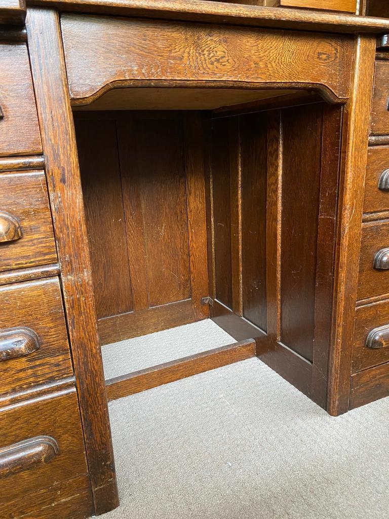 Beautiful Roll Top desk - antique