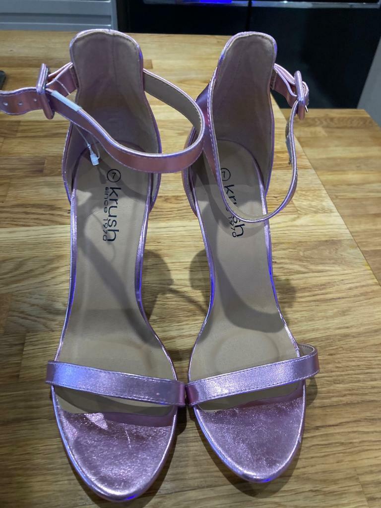 image for Krush shoes metallic pink size 7 new REDUCED 