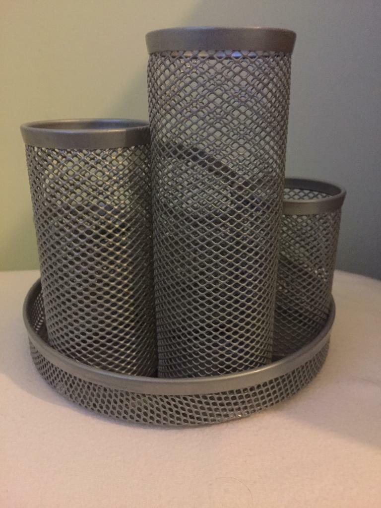 STORAGE HOLDER