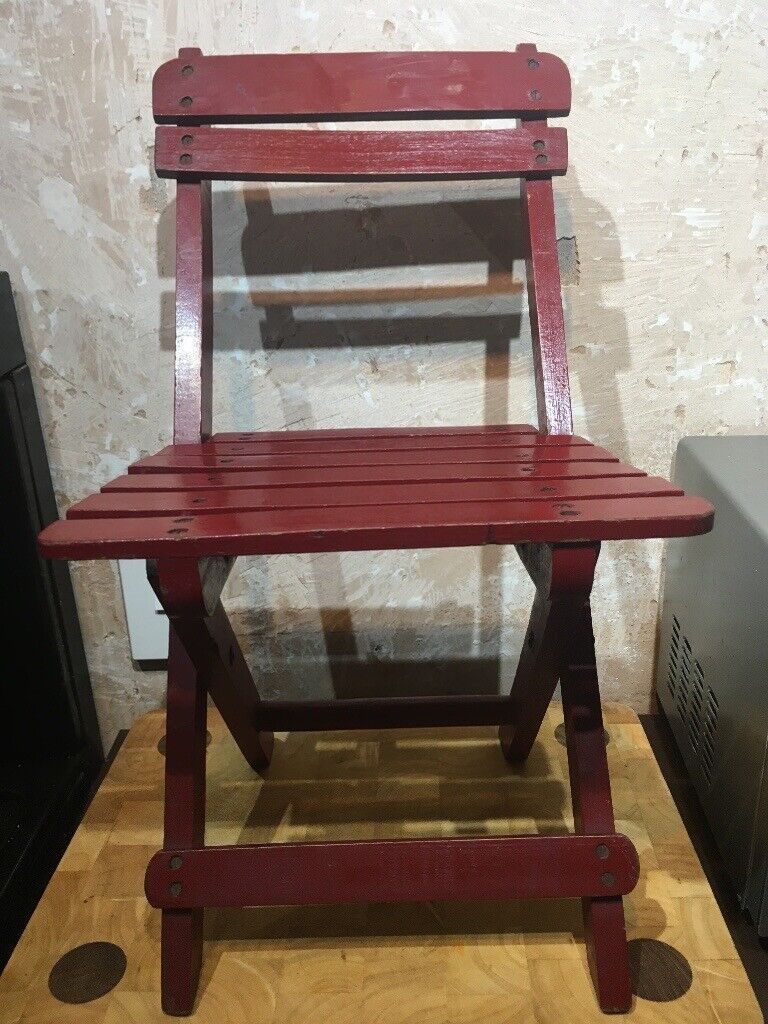 Solid Wood Child’s Folding Chair Vintage aprox 1930’s Suitable for a Child 1 to 5 years