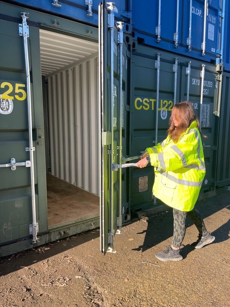 Container Self Storage Units Uk Serving  Kent and Surrey  Safe Secure 20ft-160ft sizes