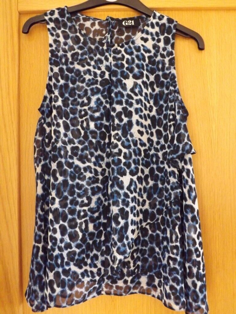 image for Top Size 8