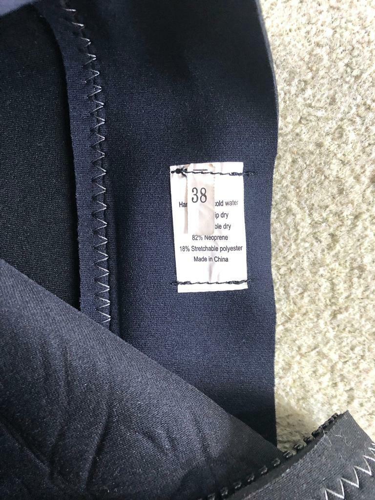 Vortex wetsuit size 38