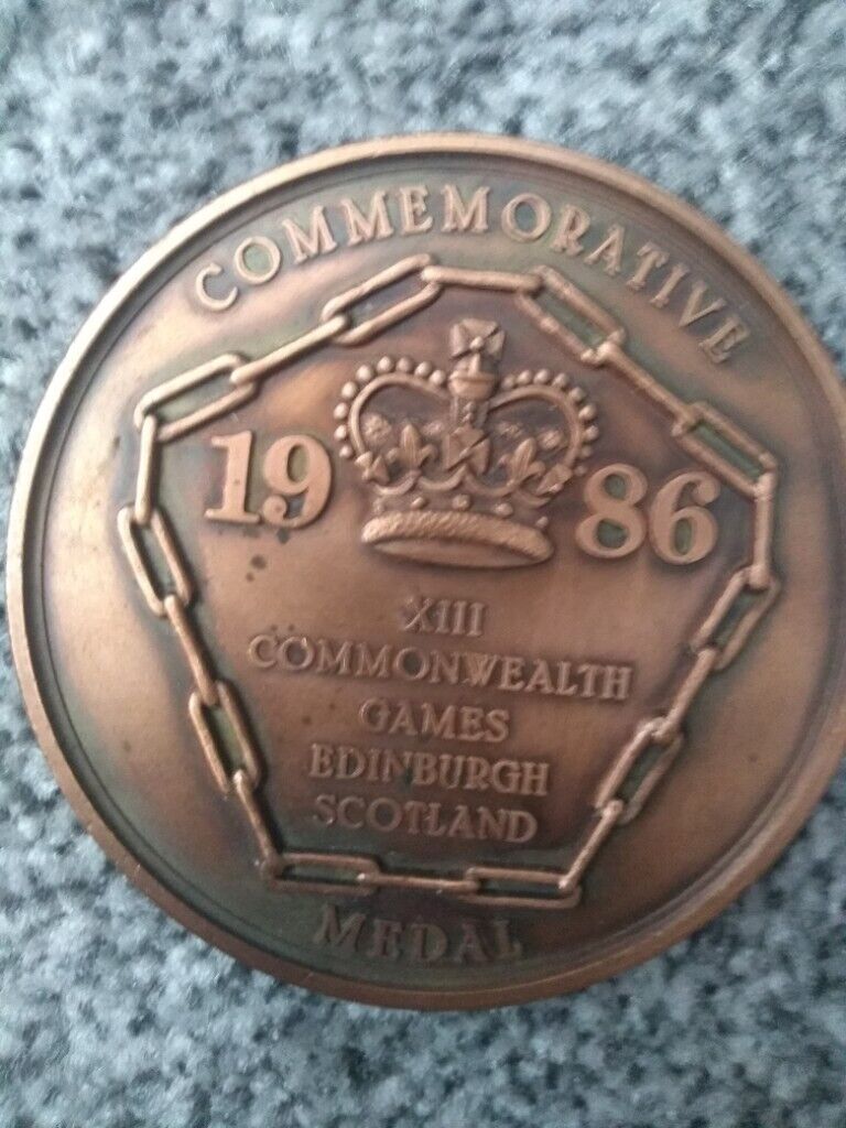 Commemorative commonwealth medal