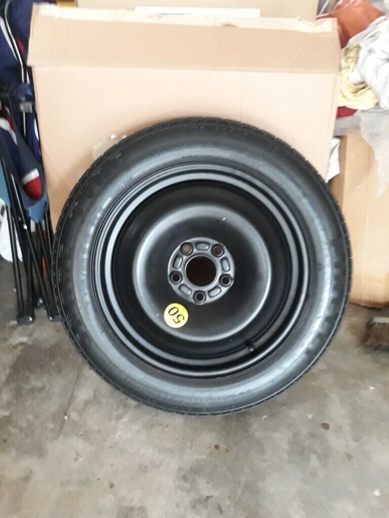 Volvo v40 deals space saver wheel