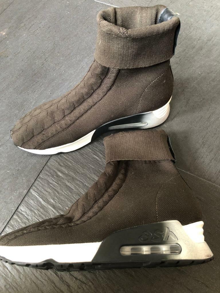 image for ASH SHOES SIZE 6
