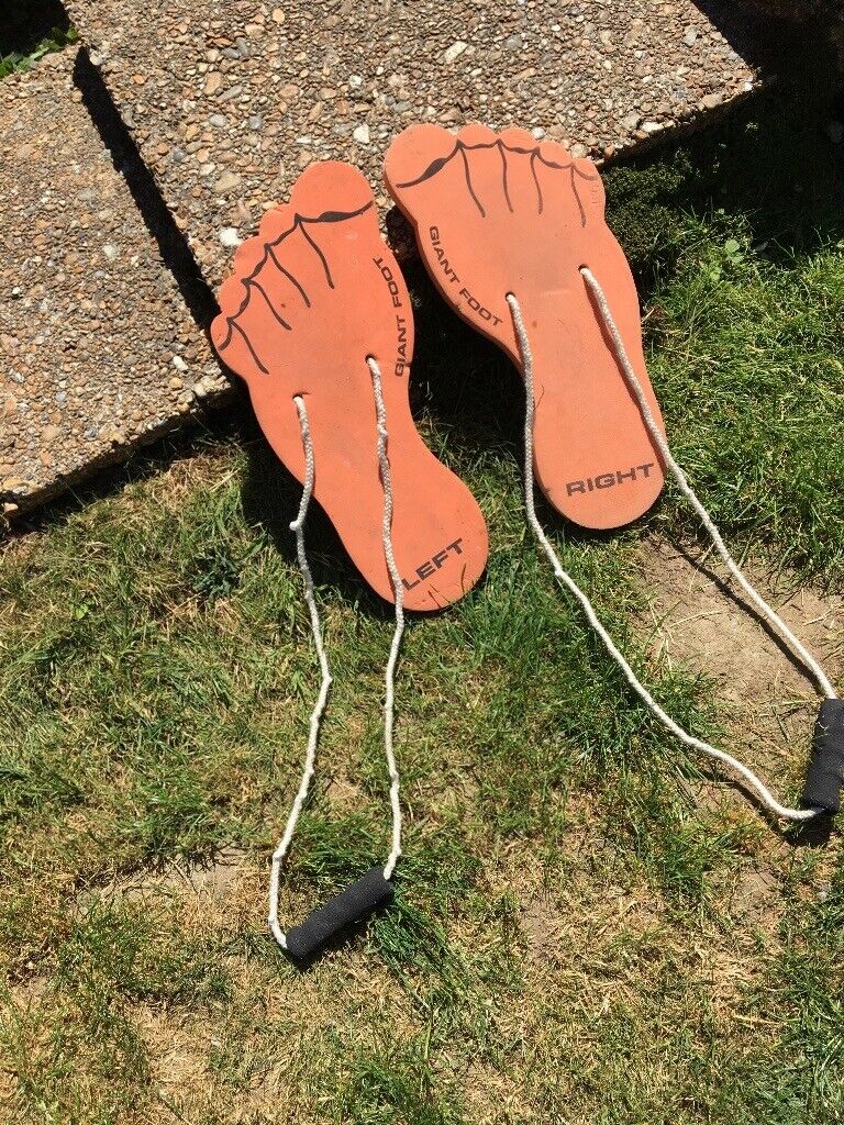 image for Giant feet, stilt Walkers
