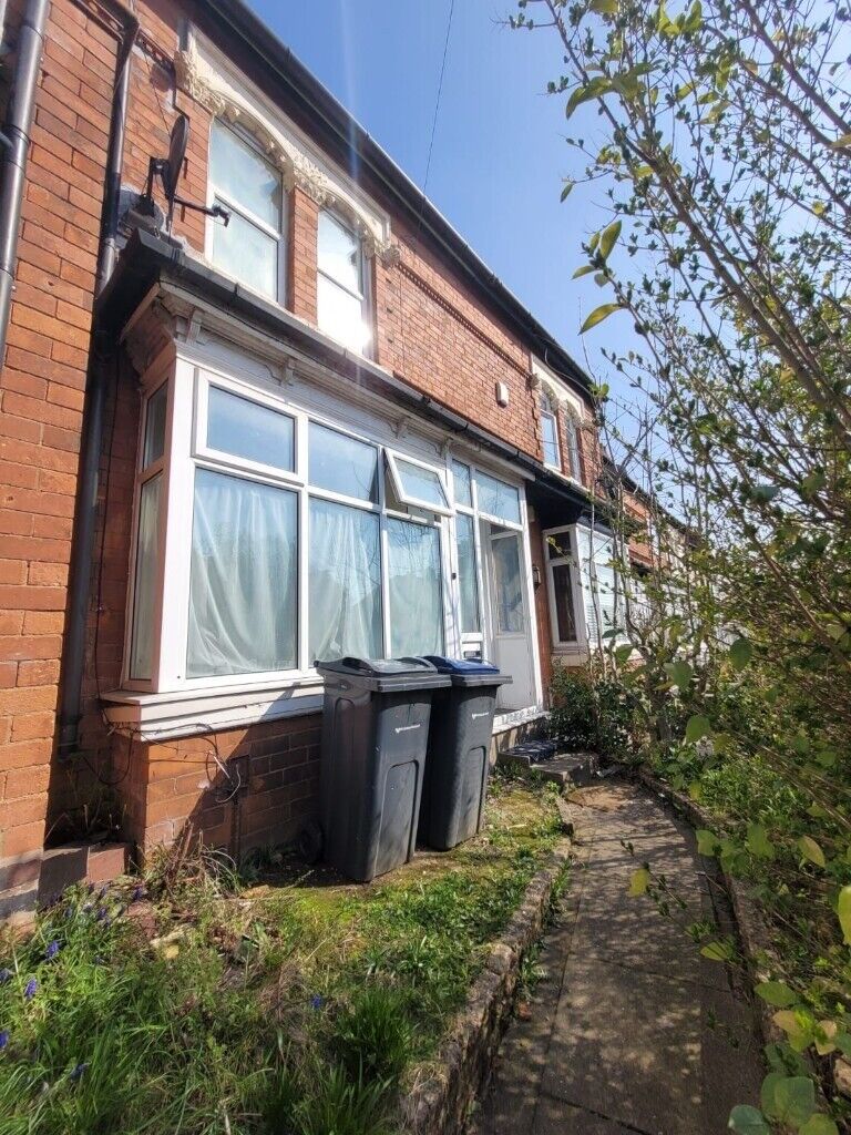 Need to move in urgently? - YOU PAY NOTHING - Warwards Lane, Selly Oak - UC, ESA, PIP, DSS Accepted