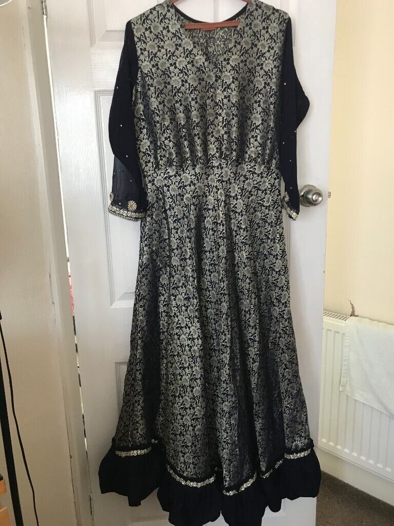 GORGEOUS LATEST WEDDING  NAVY BLUE WORKED CHOREE PAYJAMA SUIT,USED ONCE