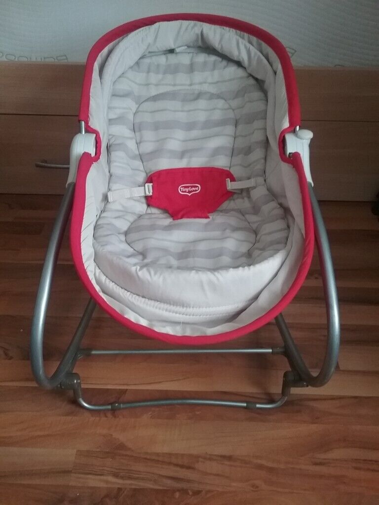 3-in-1 Rocker Napper - Red