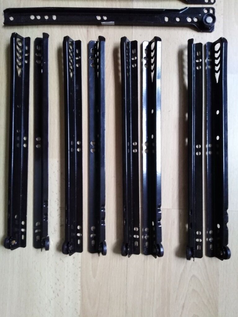 4 x full sets of drawer runners 30cm long