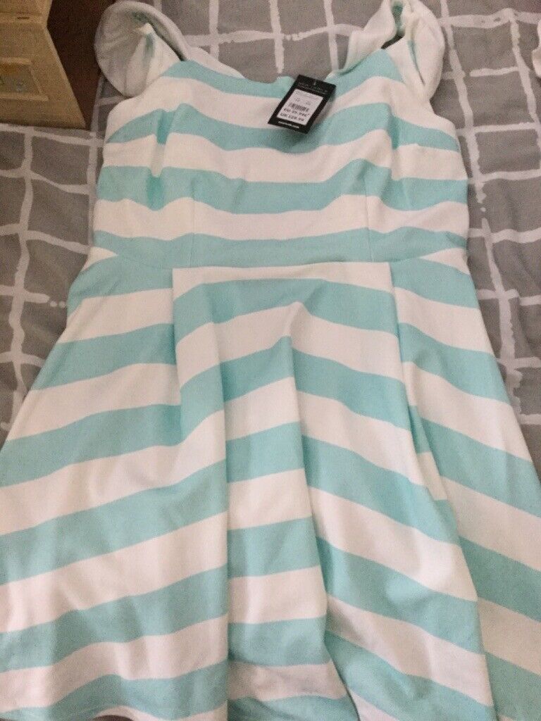 image for LADIES DRESS FROM NEW LOOK BNWT