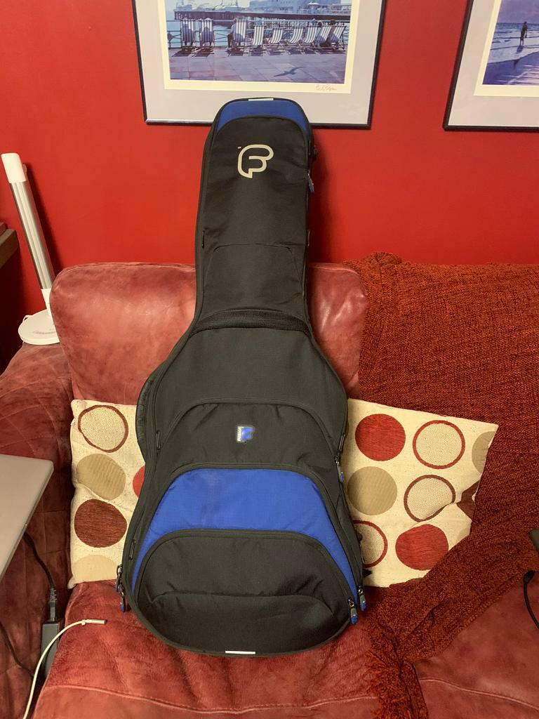 Fusion- Heavy duty pro guitar bag! Mono equivalent!