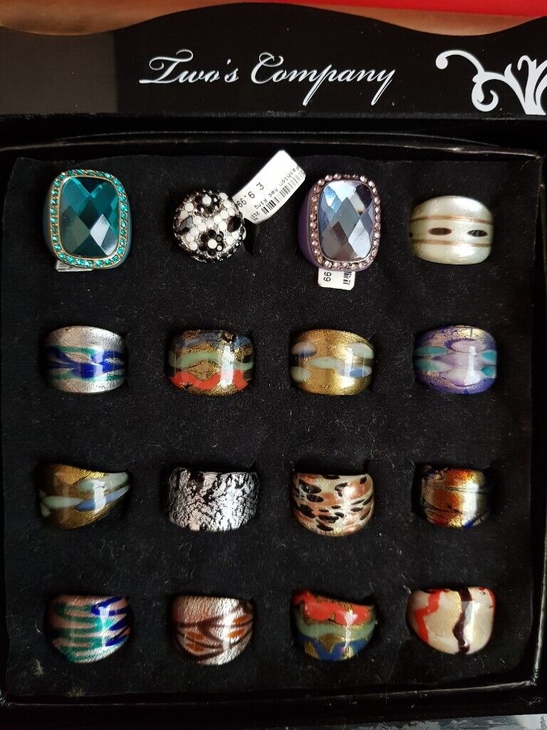 ⭐JOB LOT⭐BARGAIN🌟BNWT 16 Costume Jewellery Rings. Collection only
