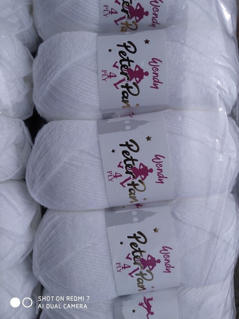 image for WENDY PETER PAN 3PLY KNITTING WOOL YARN 5X50 GRAM BALLS 5 VARIOUS COLOURS NEW