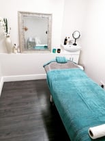 TREATMENT ROOM TO RENT IN EALING BROADWAY