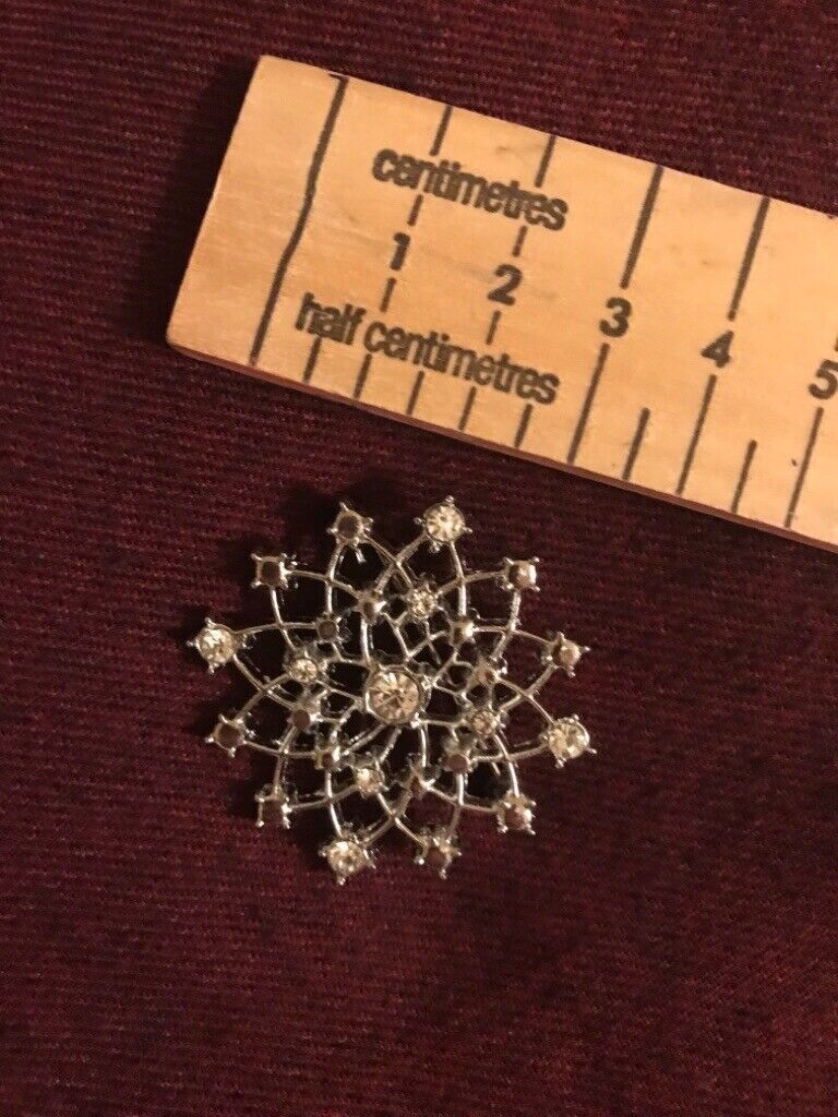 Vintage Brooches- assorted