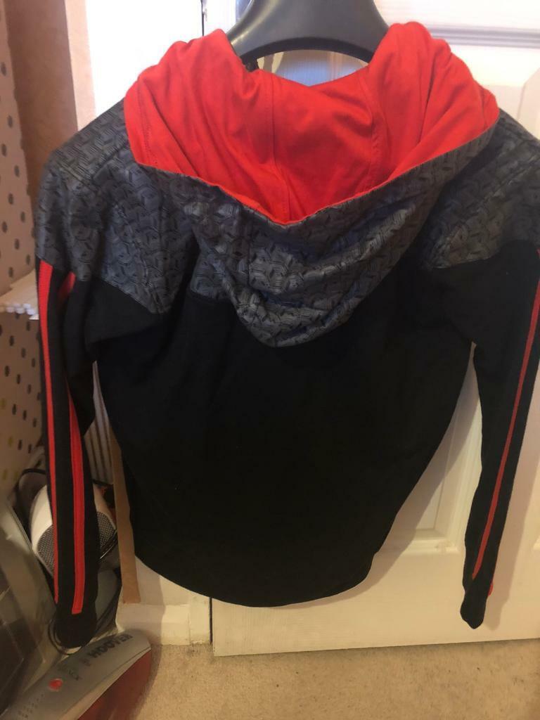 Brand new 11/12 boys hoodie jumper