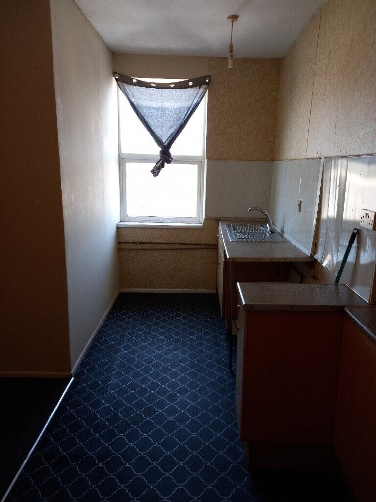 **LET BY**47A UTTOXETER ROAD** 1 BEDROOM**LONGTON**NO DEPOSIT** DSS ACCEPTED**BILLS INCLUDED**