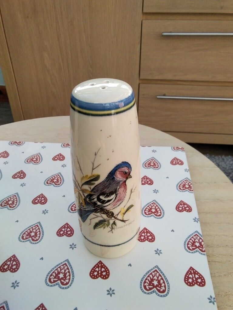 A salt and pepper set