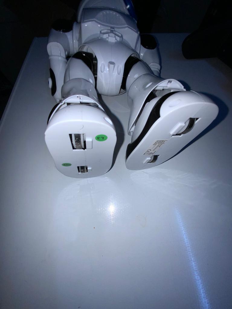 ***NEGOTIABLE*** POWERMAN ROBOT CHRISTMAS TOY.