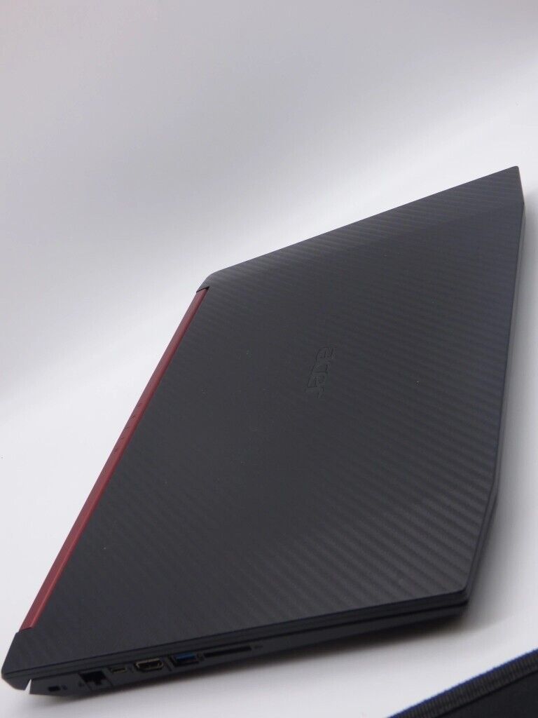  ACER Nitro 5 Gaming Laptop RX 560X Ryzen 5 2500U 500GB SSD 8GB RAM 15.6 inch
