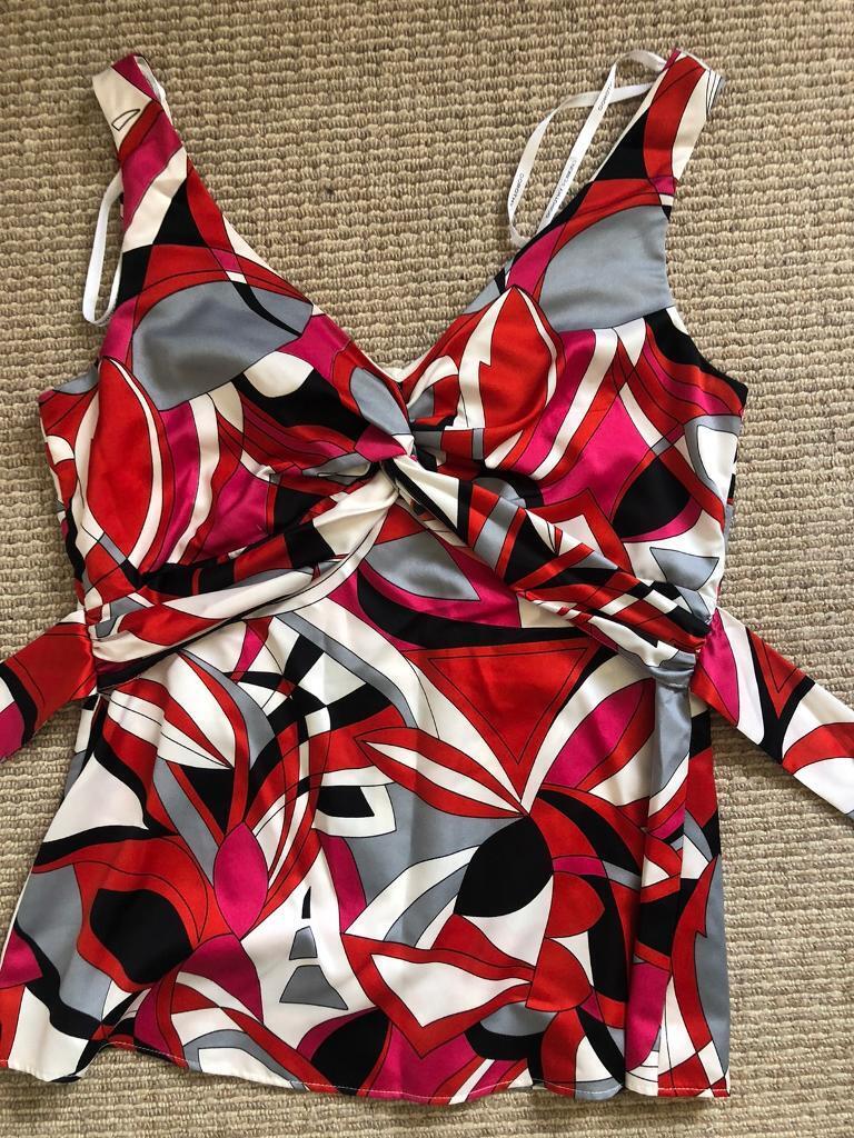 STRAPPY TOP OCCASION