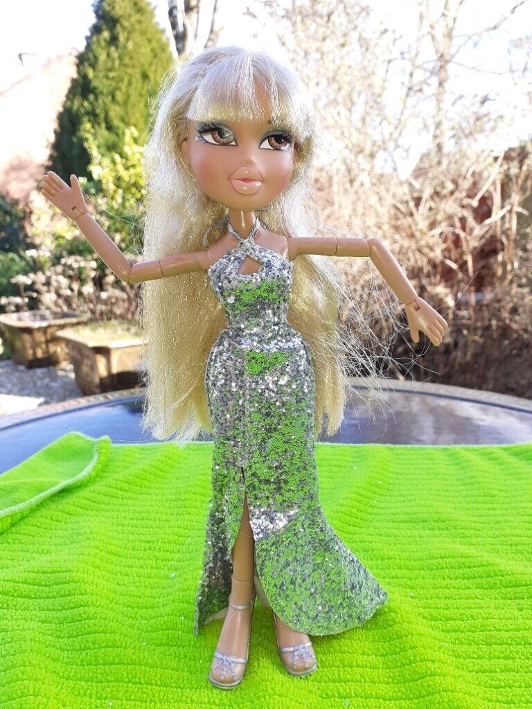 BRATZ Genie Magic CLOE Doll - MGA RARE