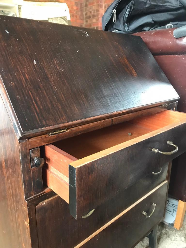 Commode/desk