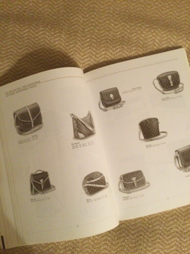 Louis Vuitton Catalogue 2001