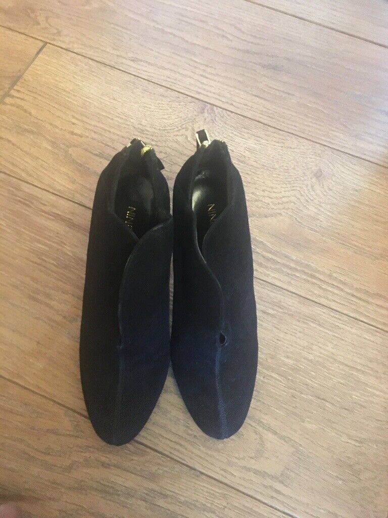 Ninewest sude ankle boots 