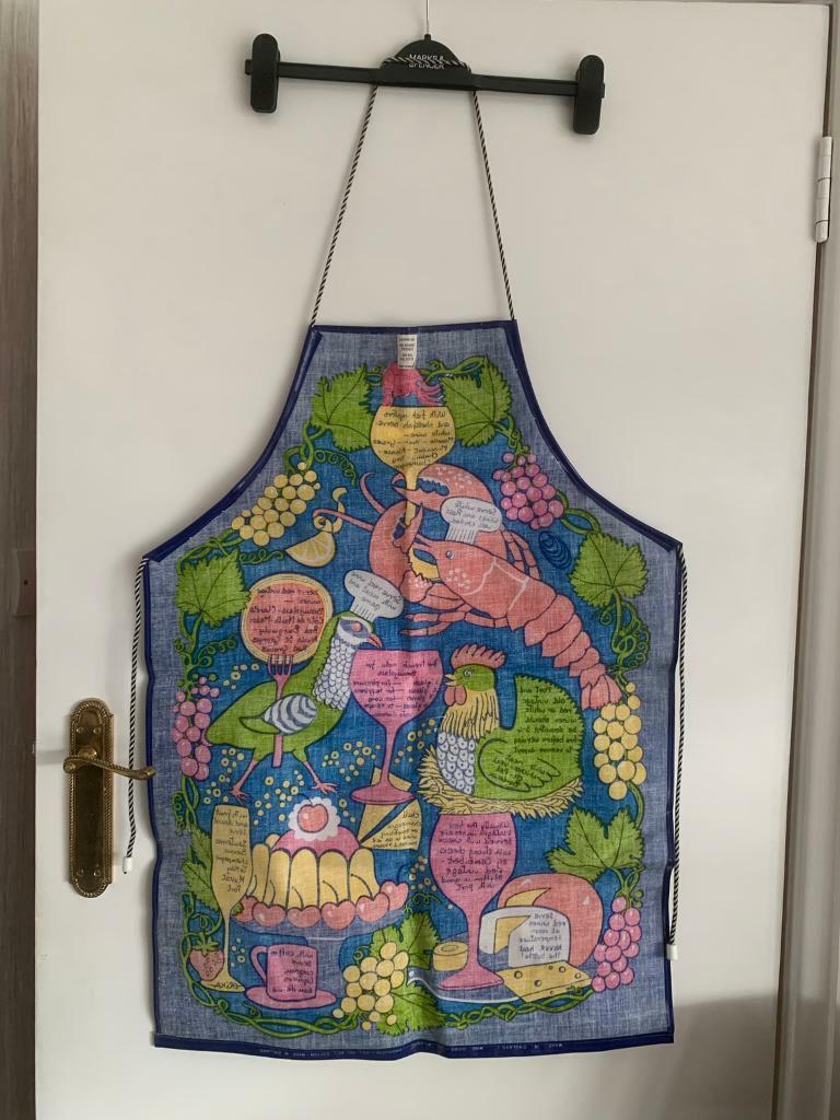 Very Rare A10 Wine Guide Vintage Adult Apron 