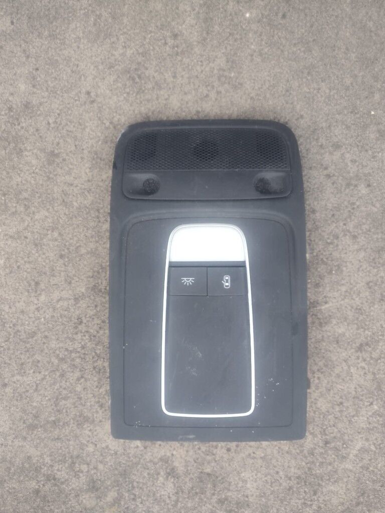 image for AUDI A3 8V BLACK INTERIOR ROOF LIGHT 8V0951177