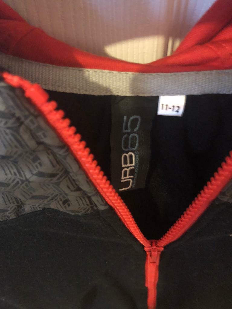 Brand new 11/12 boys hoodie jumper