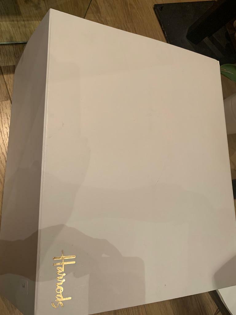 image for HARRODS STORAGE GIFT BOX - RRP - £19.99