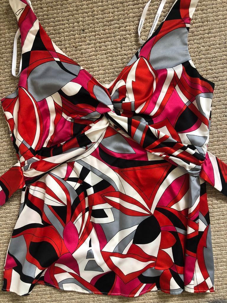 STRAPPY TOP OCCASION