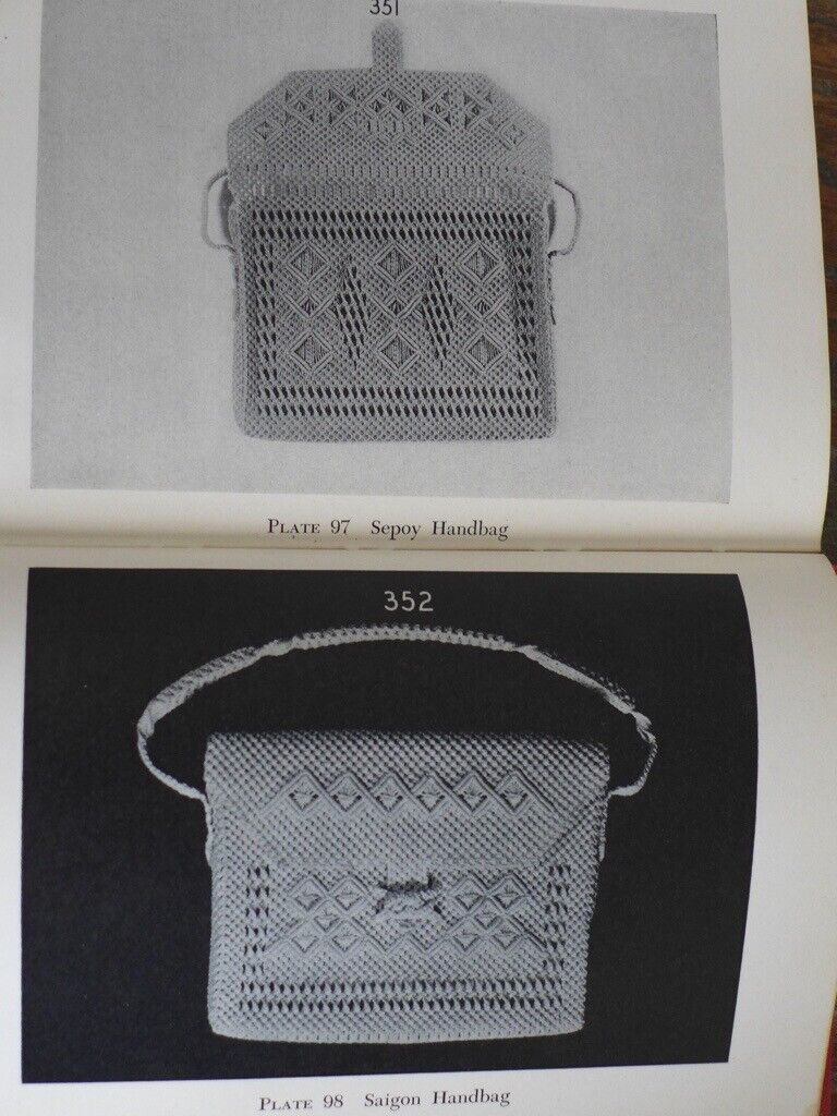 Collectable and rare vintage craft book: SQUARE KNOT HANDICRAFT GUIDE. Otherwise known as MACRAME.