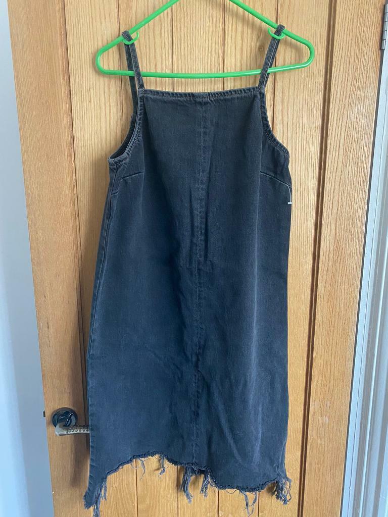 River island jean dress size 10