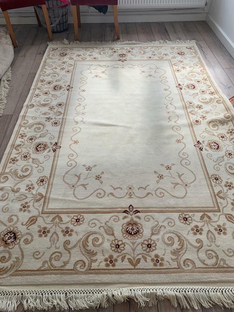 %100 wool handmade rug/carpet 