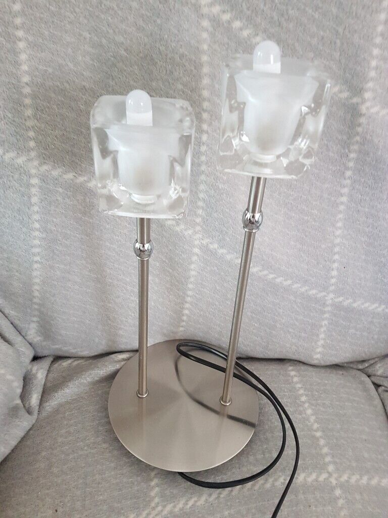 Good quality ice cube table lamp 