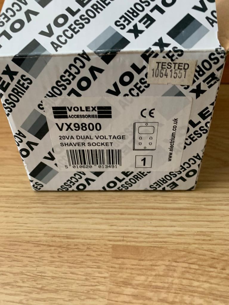 BNIB Shaver Socket 