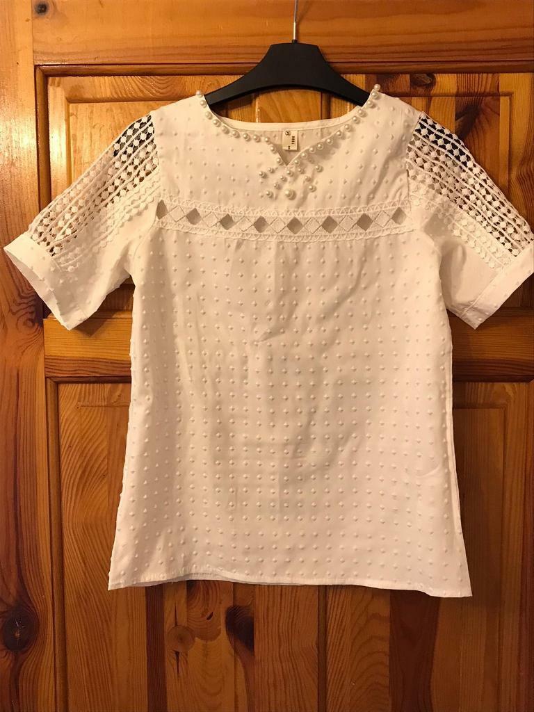 image for Lovely white blouse 