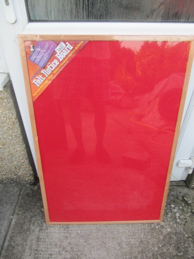 NEW RED COLOUR  FELT NOTICE BOARD 3 FT X 2 FT WESCO BRAND can post